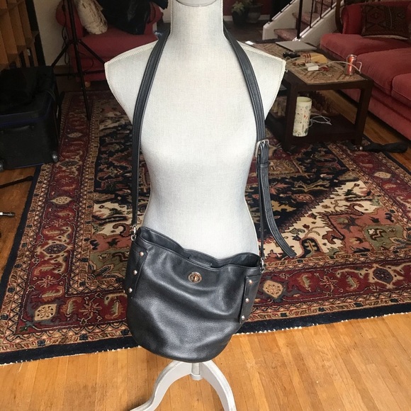 Marc Jacobs Black Crossbody Bucket Bag - Picture 3 of 12